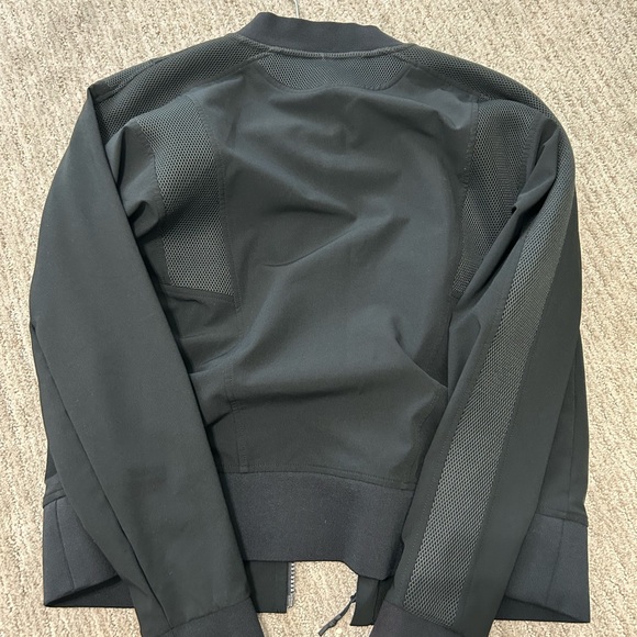 Underarmour Women Bomber Jacket - Picture 2 of 4